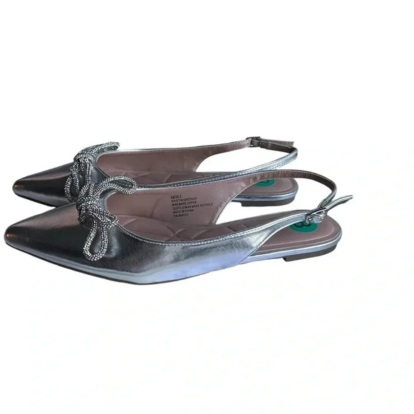 BCBGeneration Women's Kristin Silver Slingbacks Rhinestone Bow Flats Shoes 8 NEW - Picture 2 of 7